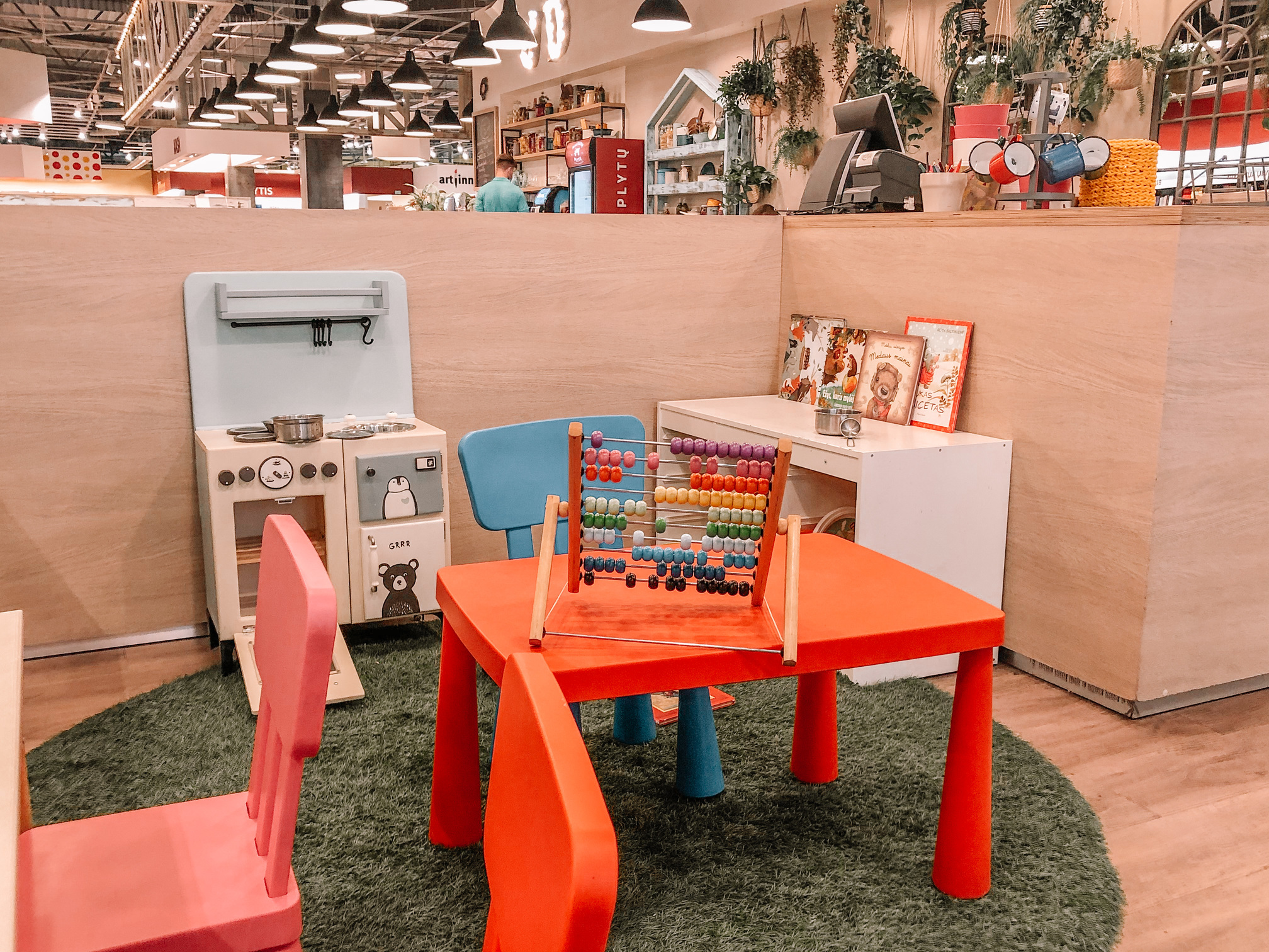 Best kids friendly restaurants & cafes in Vilnius Raising Little