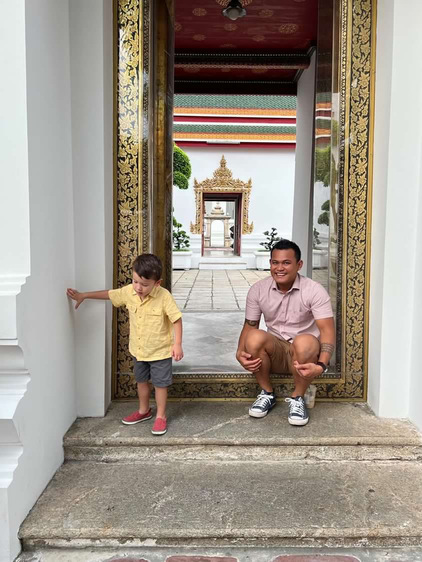 expat family in Bangkok