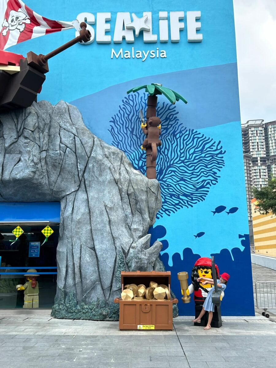 Singapore to Sea Life Malaysia