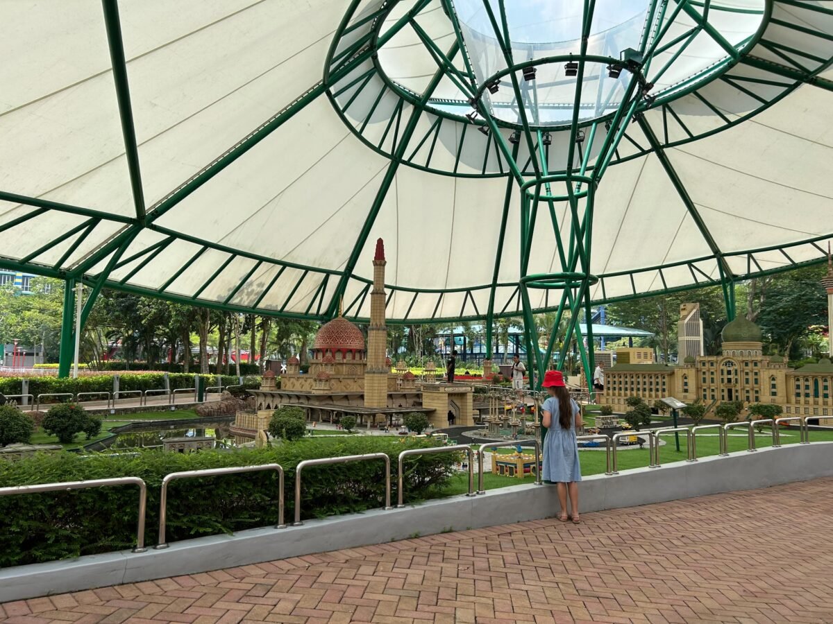 Singapore to Legoland Malaysia with kids