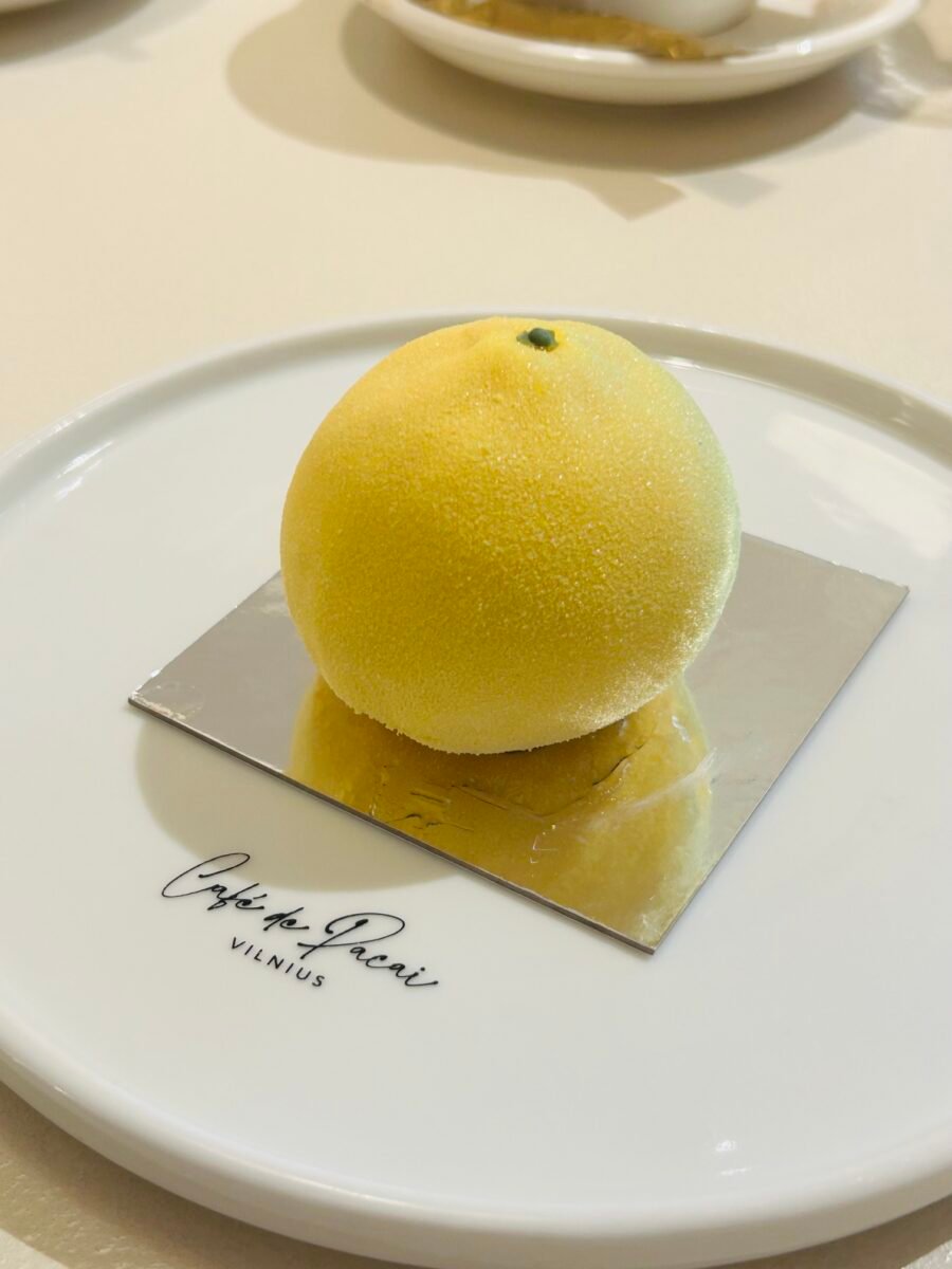 Cafe de Pacai Vilnius matcha and desserts
